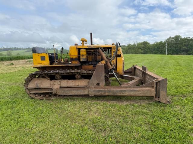 Image of Caterpillar D6 equipment image 3