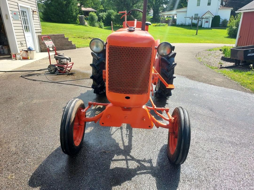 Image of Allis Chalmers B Image 1