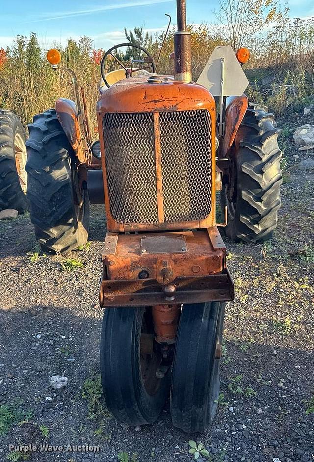 Image of Allis Chalmers WC equipment image 1