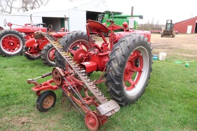 Image of Farmall H equipment image 1