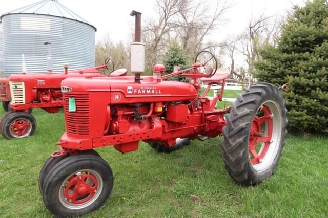 Image of Farmall H equipment image 4