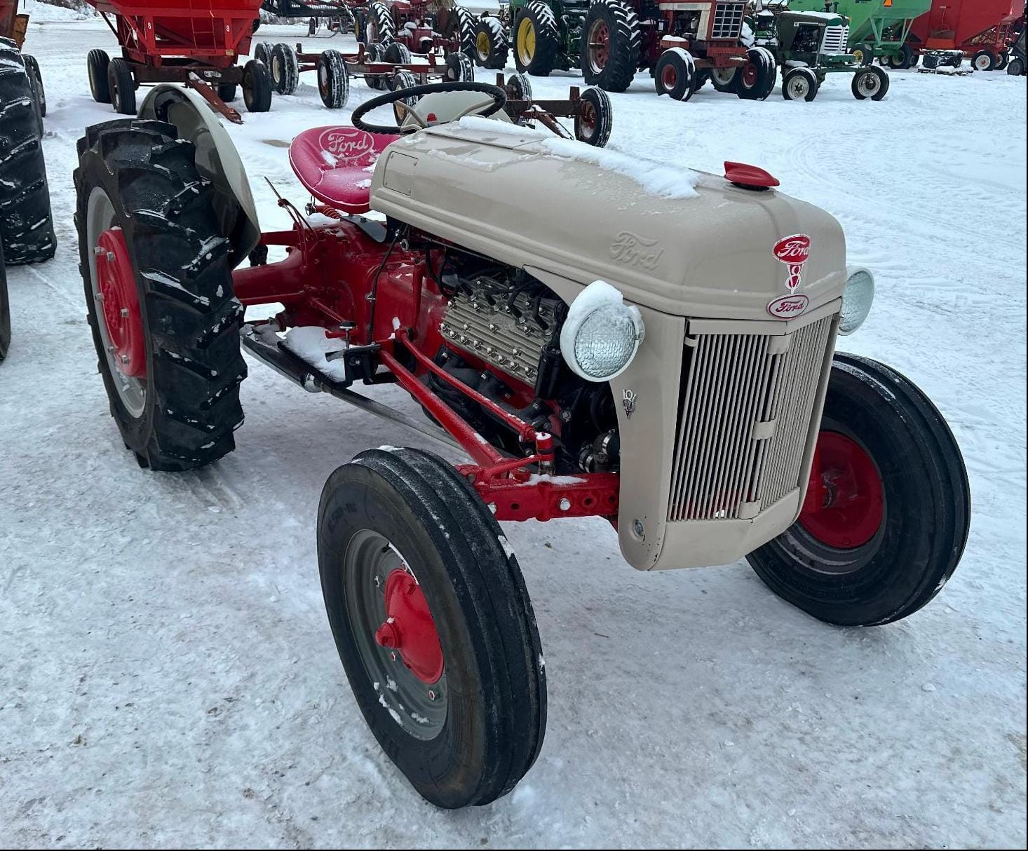 1940 Ford 9N Equipment Image0