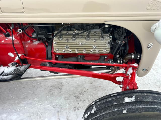 Image of Ford 9N equipment image 2