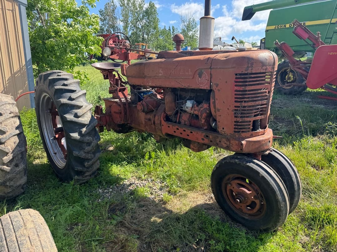 Image of Farmall M Primary image