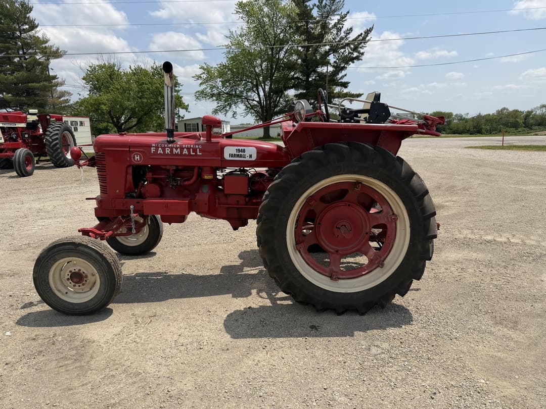 Image of Farmall H Primary image