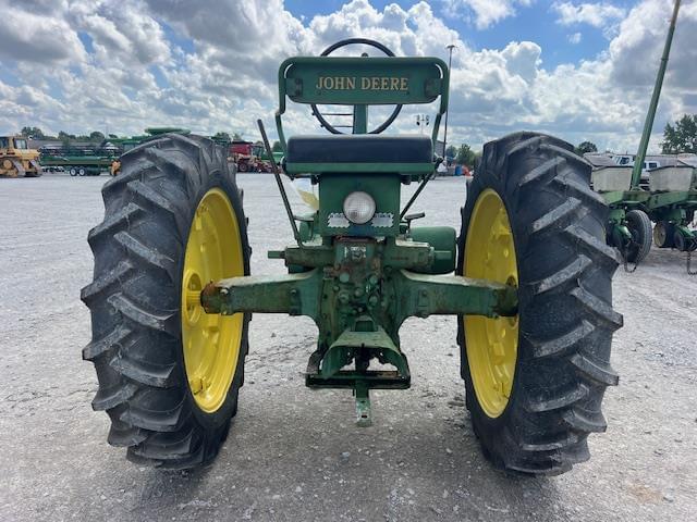 Image of John Deere B equipment image 4