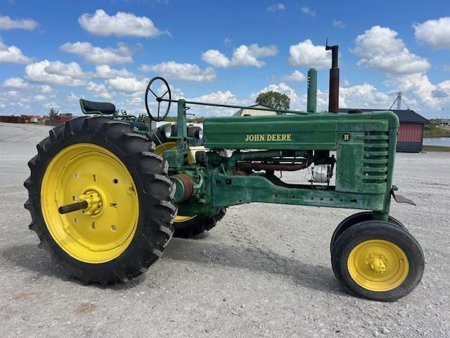Image of John Deere B equipment image 1