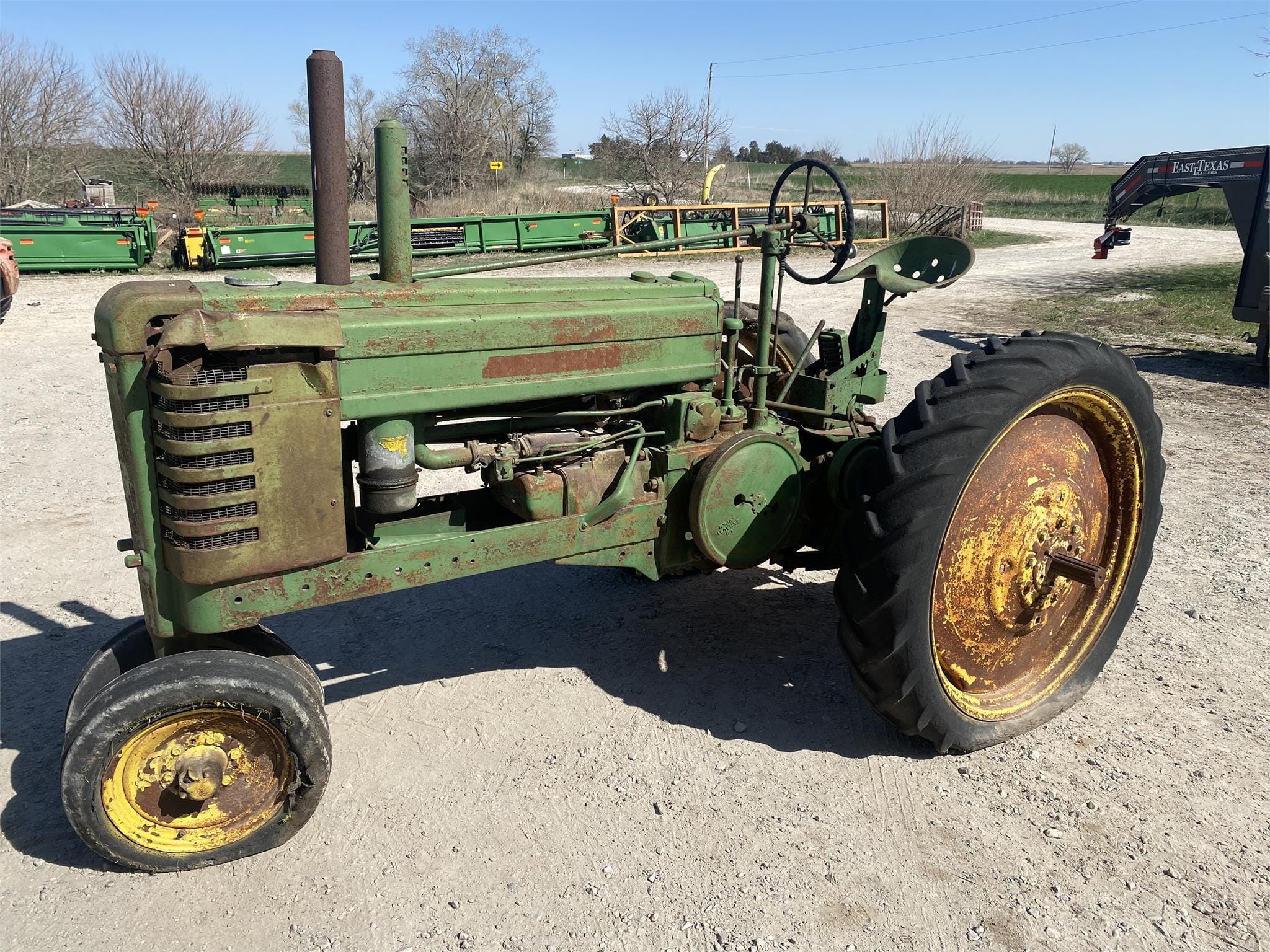 Main image John Deere B