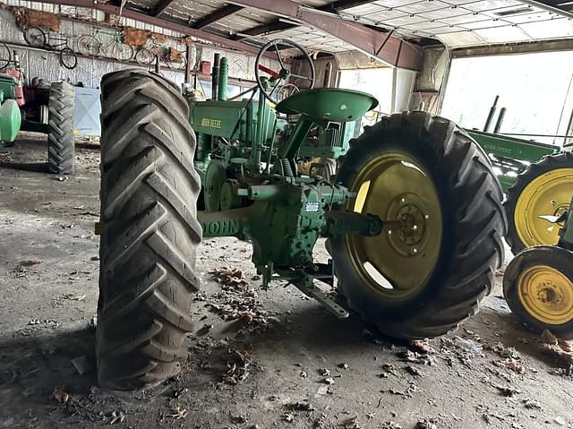 Image of John Deere B equipment image 2