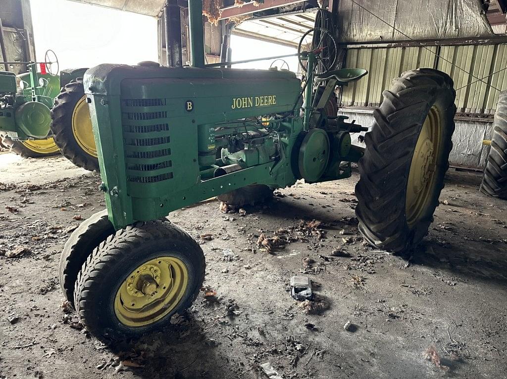 Image of John Deere B Primary image