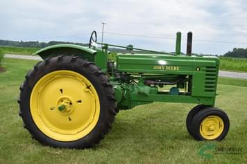 Main image John Deere B