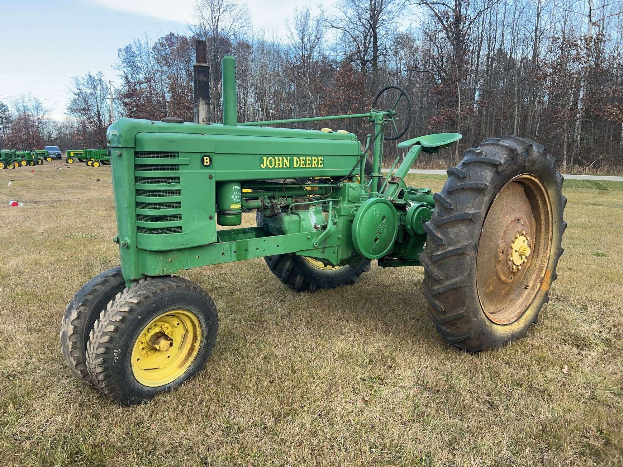 1940 John Deere B Equipment Image0