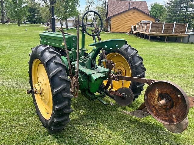 Image of John Deere H equipment image 4