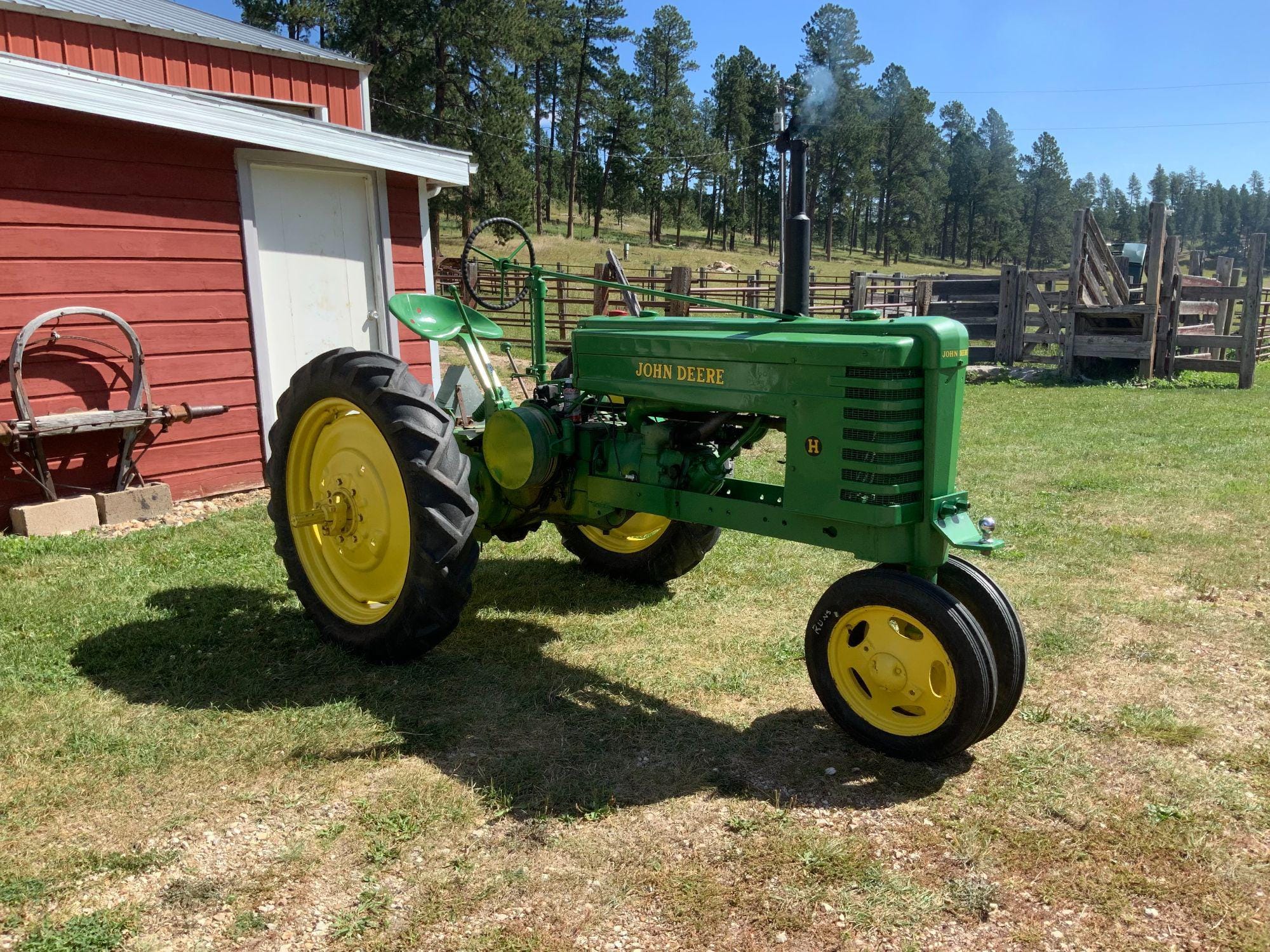 Main image John Deere H
