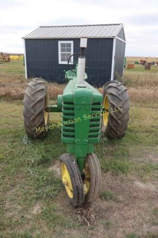 Image of John Deere H equipment image 1
