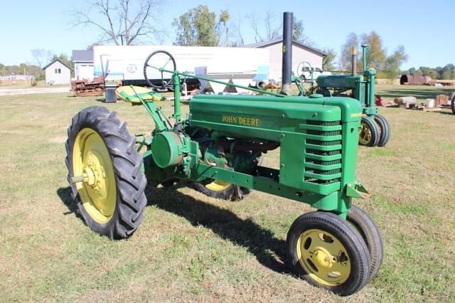 Image of John Deere H equipment image 3