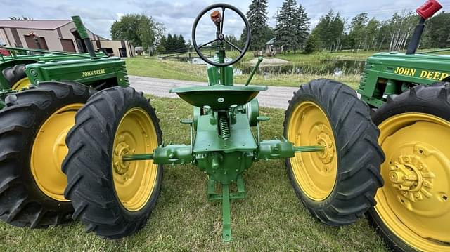 Image of John Deere H equipment image 3