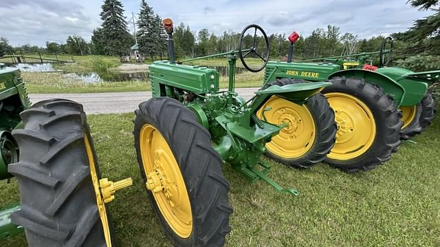Image of John Deere H equipment image 2