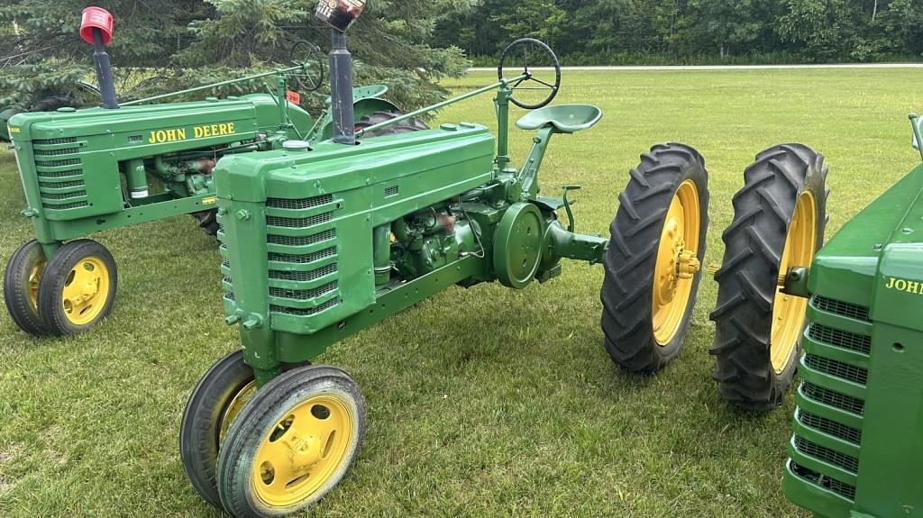 Image of John Deere H Primary image