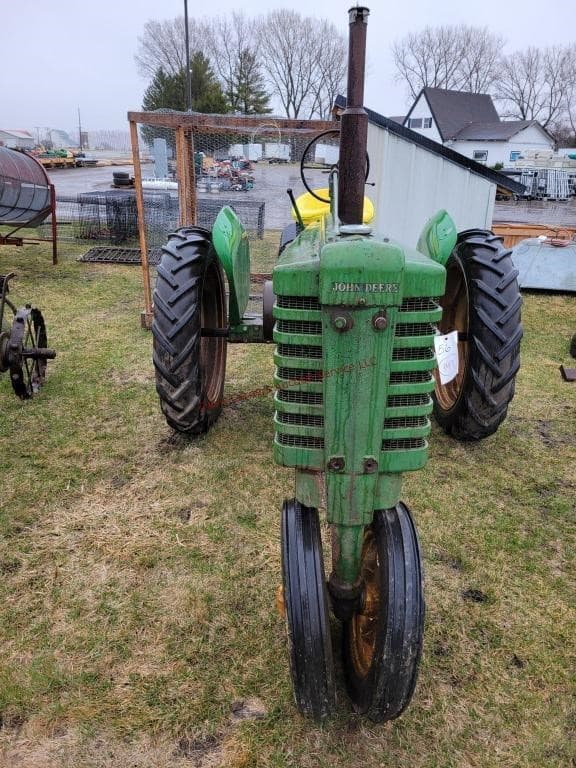 Image of John Deere H equipment image 2