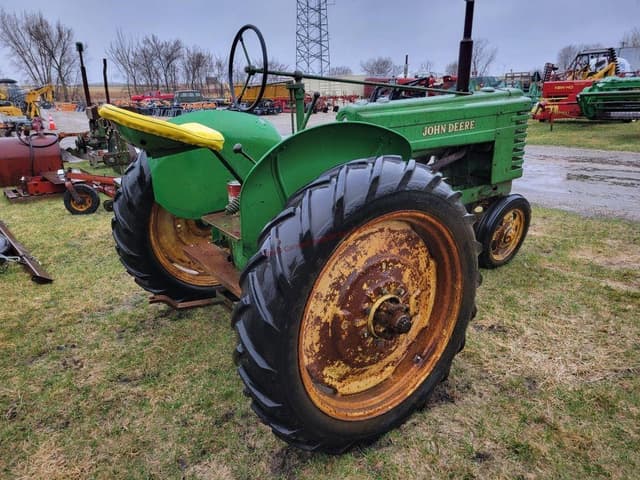 Image of John Deere H equipment image 3