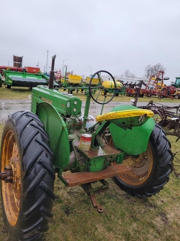 Image of John Deere H equipment image 4