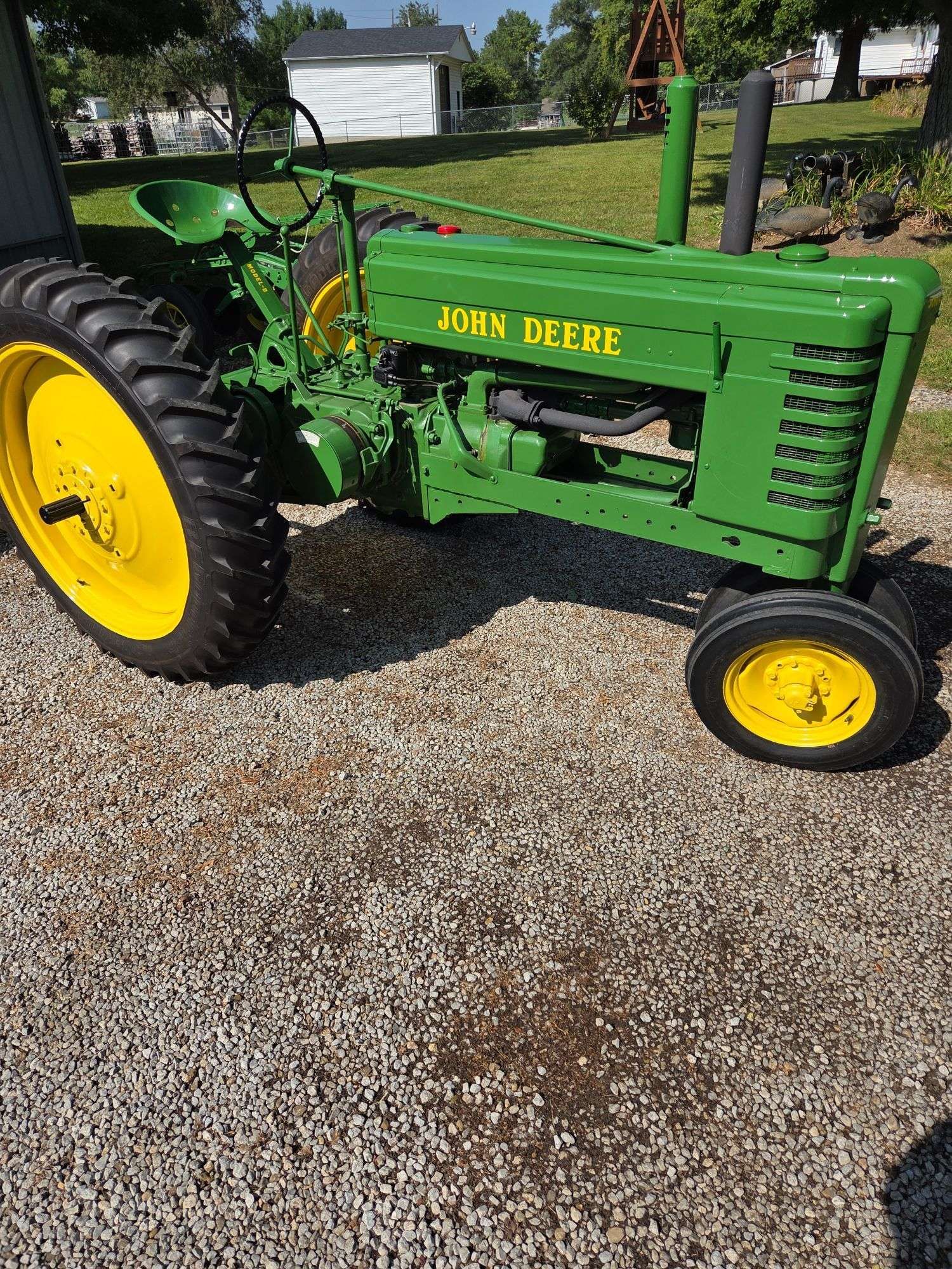 1940 John Deere B Equipment Image0
