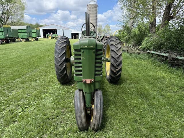 Image of John Deere B equipment image 4