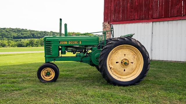 Image of John Deere B equipment image 2