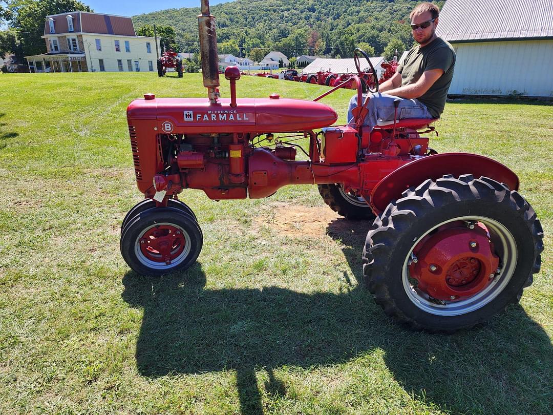 Image of Farmall B Primary image