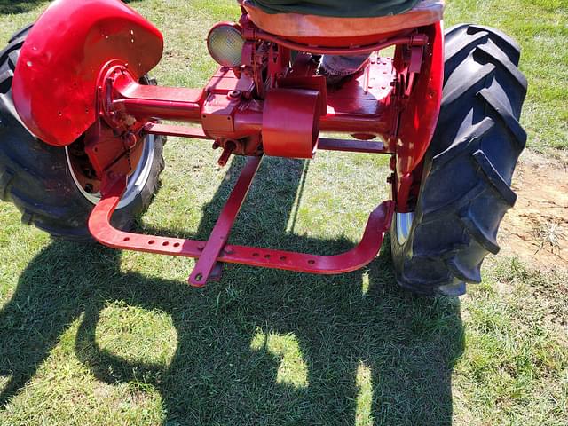 Image of Farmall BN equipment image 4