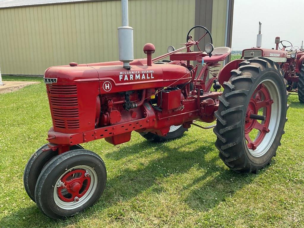 Image of Farmall H Primary image