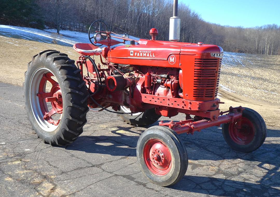 Image of Farmall M Primary image