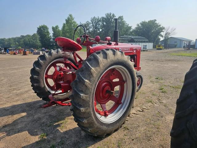 Image of Farmall M equipment image 4