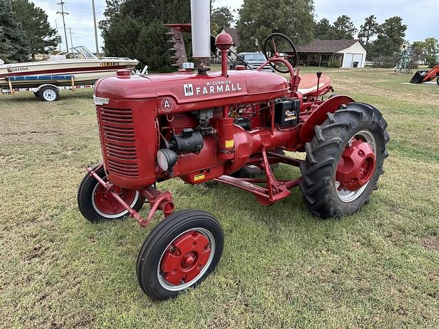 Image of Farmall A equipment image 1