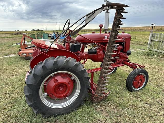 Image of Farmall A equipment image 3