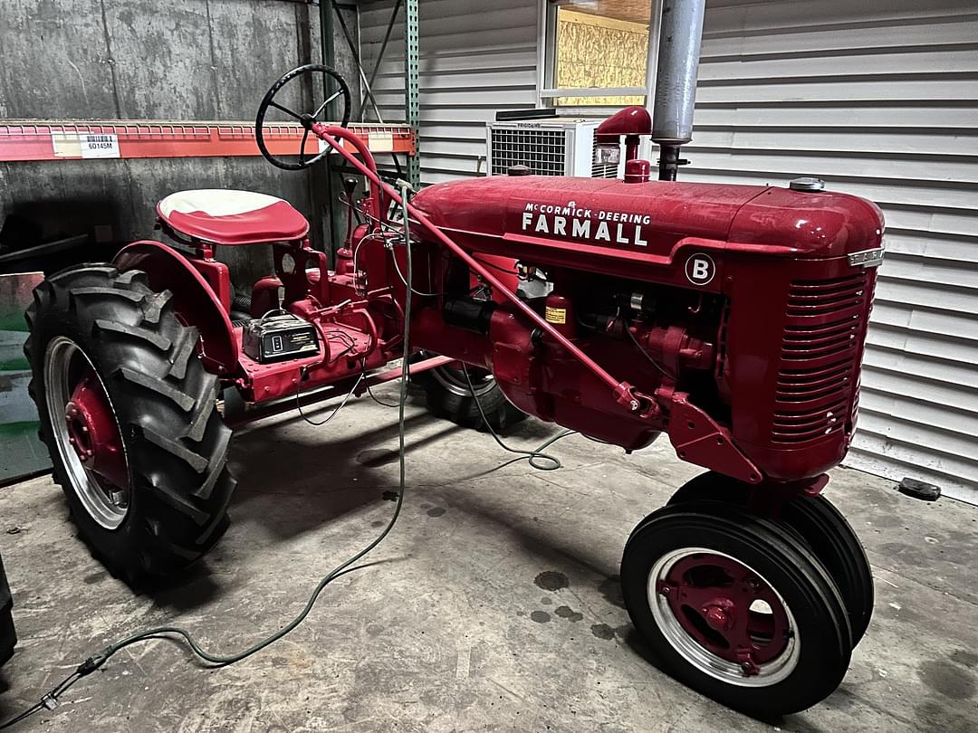 Image of Farmall B Primary Image