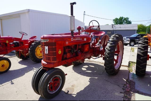 Image of International Harvester H equipment image 1