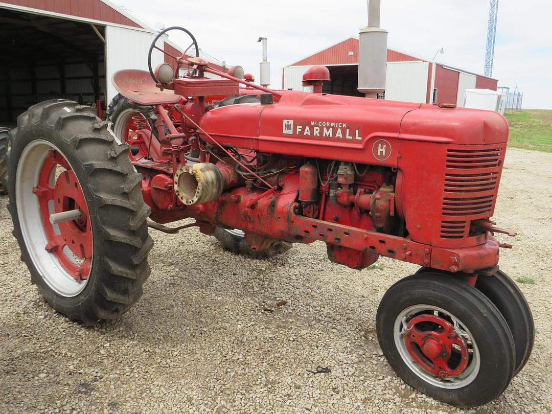 Image of Farmall H Primary image