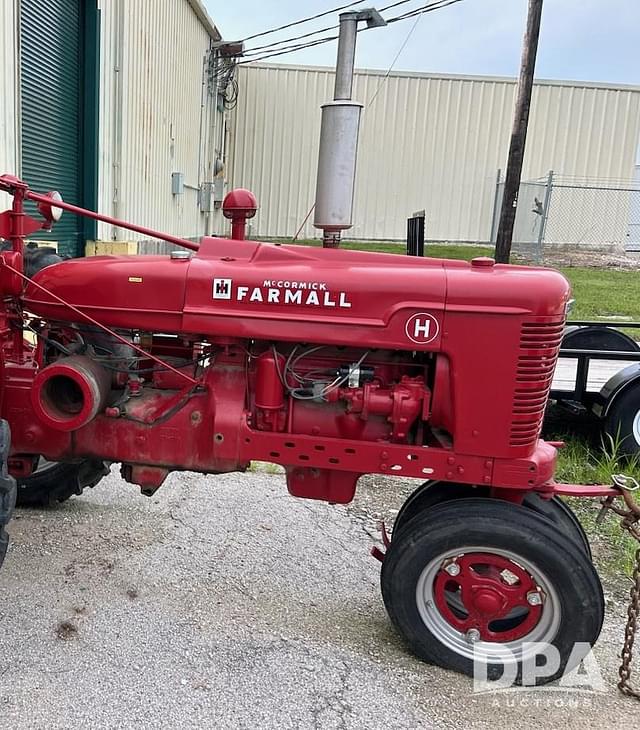 Image of Farmall H equipment image 3