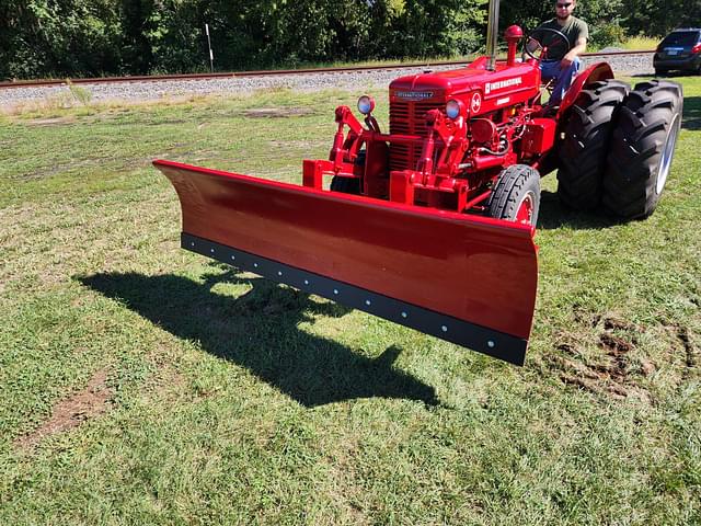 Image of International Harvester I-6 equipment image 4