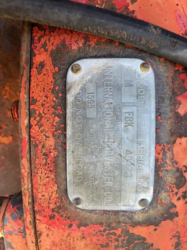 Image of Farmall M equipment image 3