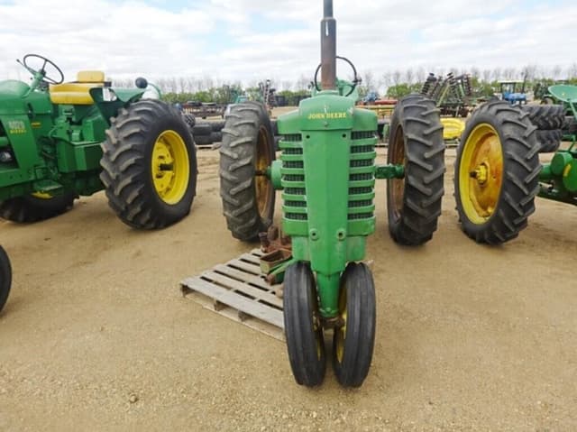 Image of John Deere B equipment image 3