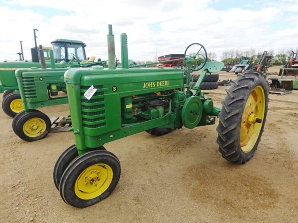 Image of John Deere B Primary image