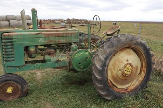 Image of John Deere A equipment image 2