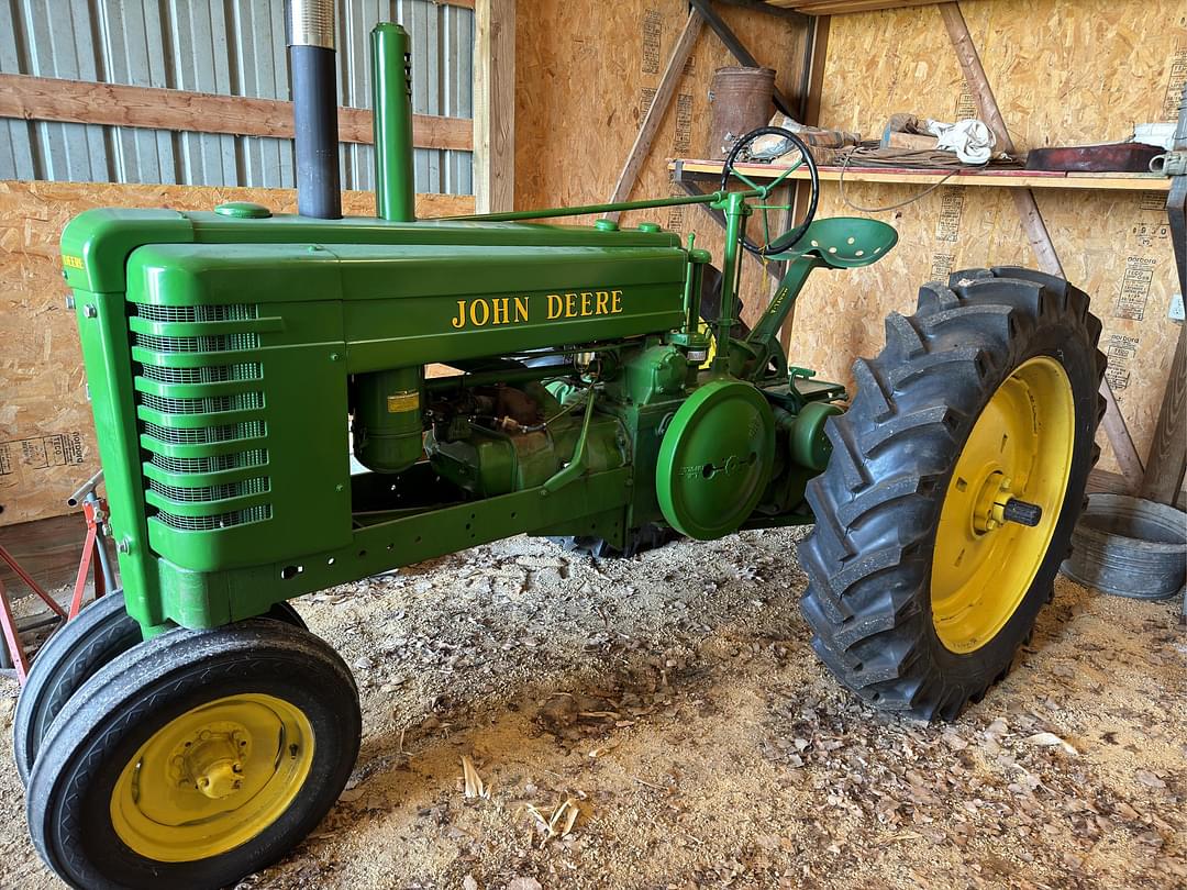 Image of John Deere A Image 0