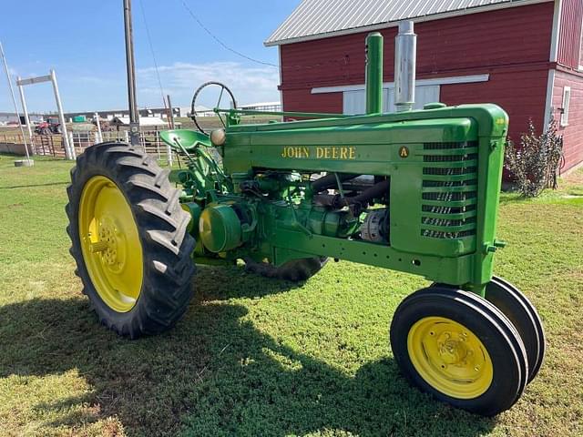 Image of John Deere A equipment image 3