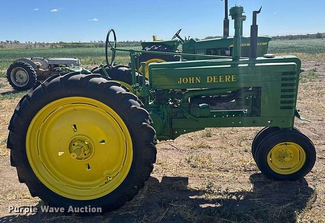 Image of John Deere B equipment image 3