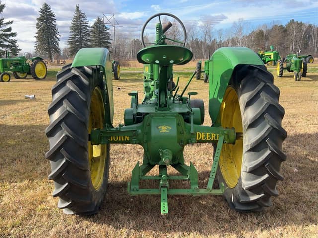 Image of John Deere A equipment image 3