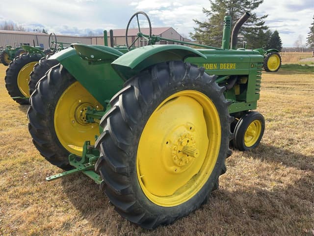 Image of John Deere A equipment image 4